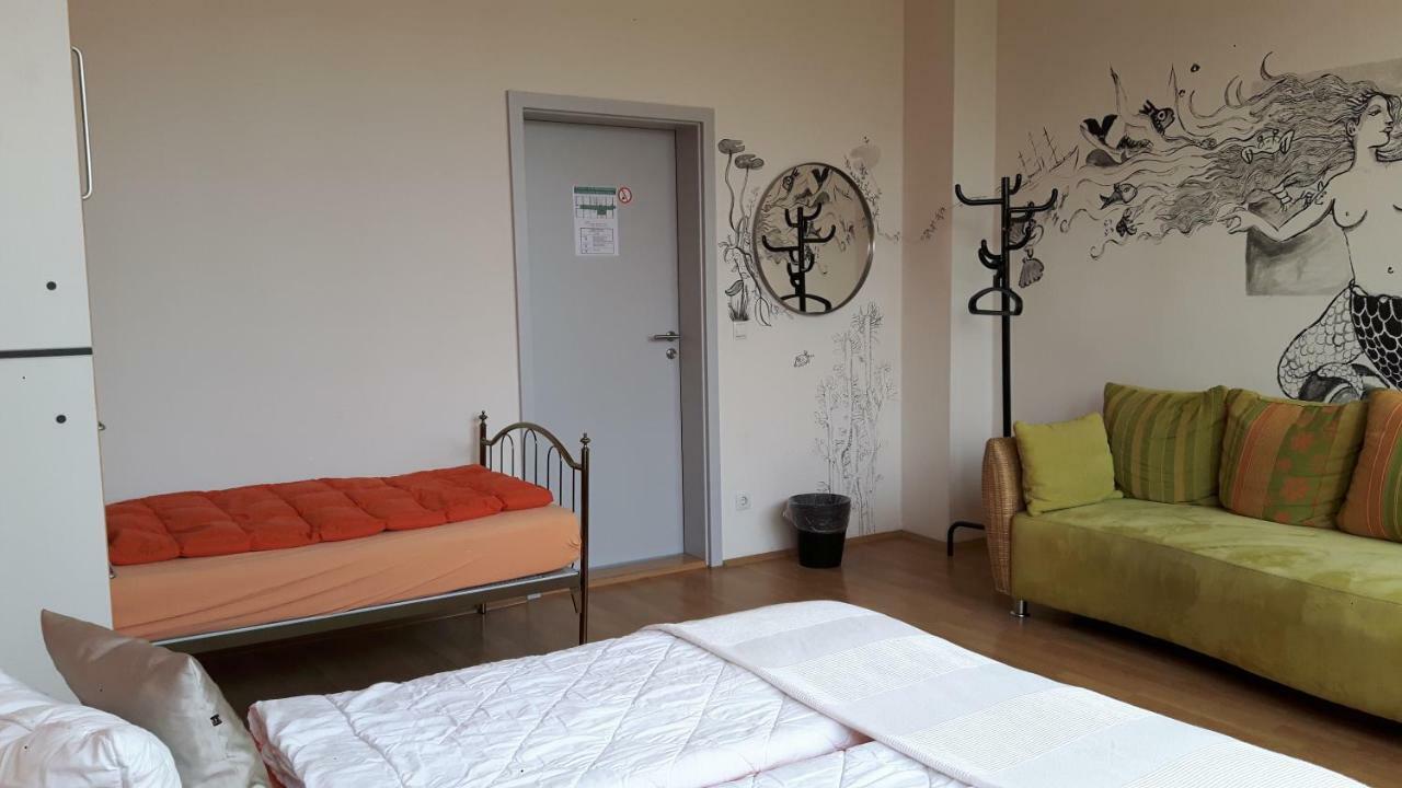 Hostel シュトラールズント エクステリア 写真